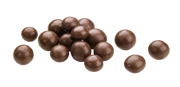 Bolas Cacau Dragee Com Chocolate Isolado Fundo Branco — Fotografia de Stock