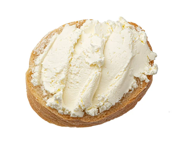 Pane con crema di formaggio isolato su sfondo bianco, vista dall'alto — Foto Stock