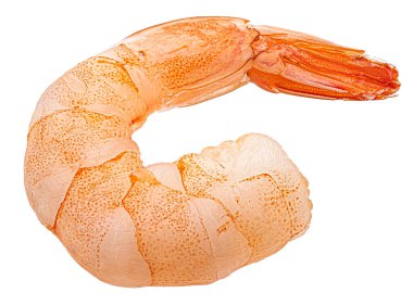 Karidese yakın çekim. Soyulmuş karides beyaz arka planda izole edilmiş. Tam alan derinliği