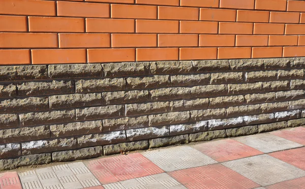 Efflorescence From Brick And Stone Masonry. Removing Salts. Efflorescence is a white powder that results when mineral salts in mortar are dissolved by water. — Stock Photo, Image