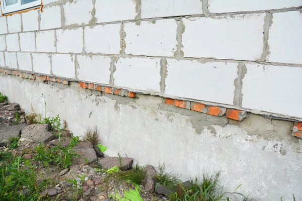 Ordentligt Isolerad Källare Muren Kan Spara Pengar Uppvärmning Och Torr — Stockfoto