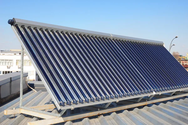 Solar heater for green energy. Energy efficiency — Stock Photo, Image