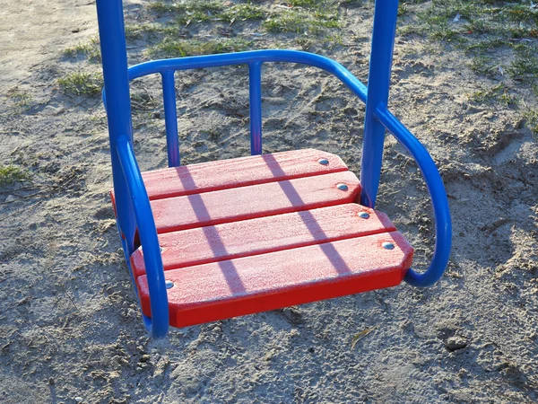 Empty Swing Winter Time Hoarfrost Children Swing Thick Layer Hoarfrost — Stock Photo, Image