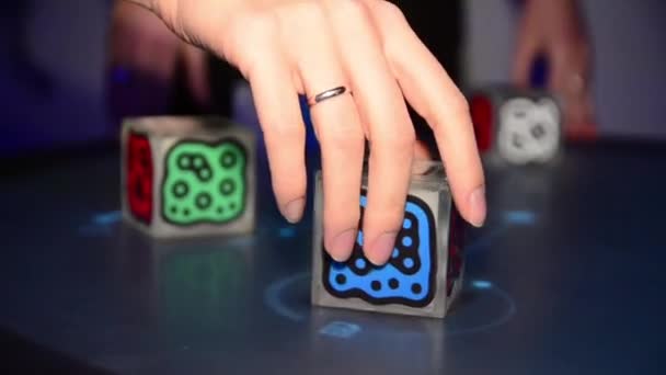 Reactable performans. DJ pikap ses efektleri — Stok video