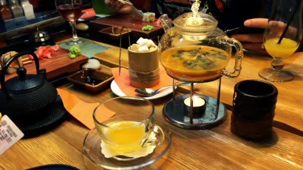 Tea ceremony in a Japanese restaurant — Stock Video