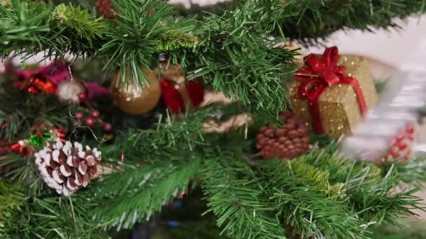 Decoração de brinquedo de veado de árvore de Natal — Vídeo de Stock
