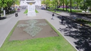 Quadrocopter Peter Meydanı Saint Petersburg'da büyük ateş. Ağır çekim