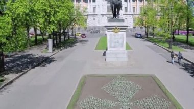Quadrocopter Peter Meydanı Saint Petersburg'da büyük ateş. Ağır çekim
