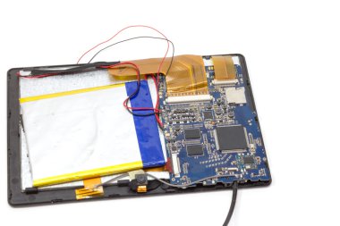 Eski ve kırık akıllı telefon