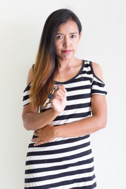 Beyaz izole arka planda Asyalı kadın