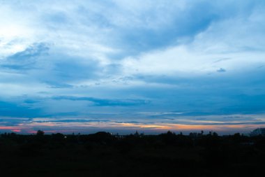 Gün batımı gökyüzü ve bulut