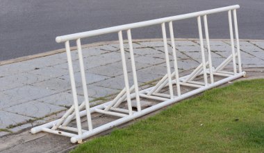 Bisiklet park sistemi boş ve katılımsız