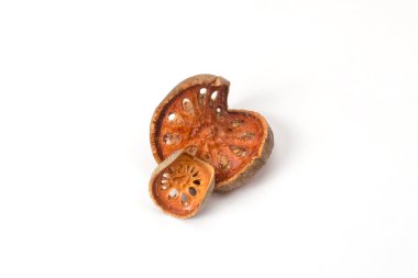 Beyaz bir arka plan üzerinde egzotik Kefalet irili ufaklı adet