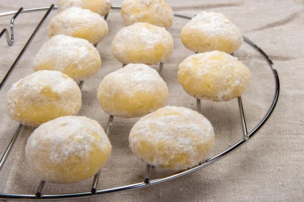 Ev yapımı kurabiye pudra şekeri