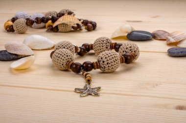 Bilezik el yapımı tığ işi boncuk kolye denizyıldızı bir woode tarih ile