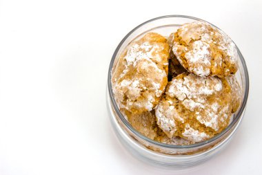 Amaretti kurabiye şeffaf cam 4 kapatın