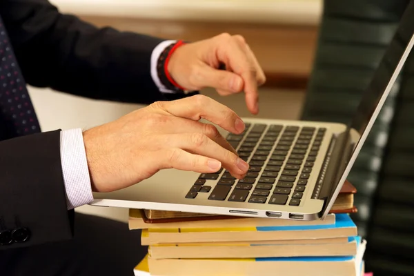 Hands of business people working on laptop — Stock Photo, Image