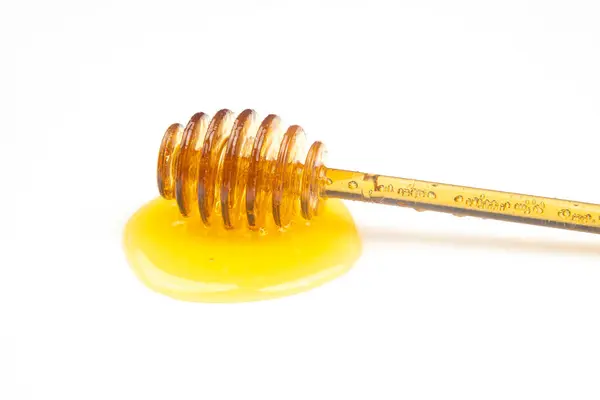 Lepel Met Verse Honing Gemorst Een Witte Achtergrond Biologisch Vitaminevoedsel — Stockfoto