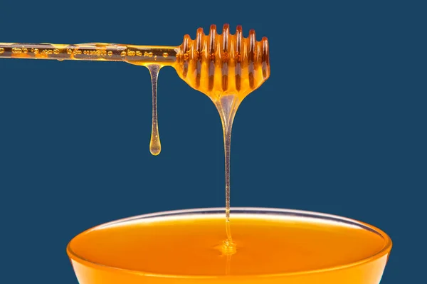 Fresh Fragrant Honey Dripping Spoon Plate Organic Vitamin Nutrition — Stock Photo, Image