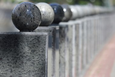 Mermer sütun Gelecekte rıhtım