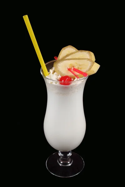 Milkshake met banaan en cherry — Stockfoto
