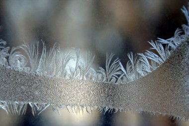 pencere camına benzersiz buz kalıpları