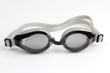 Beyaz arka plan üzerinde dalış için koruyucu gözlük