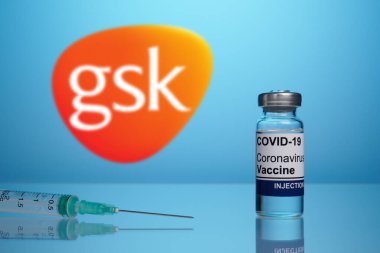 İnokülasyon için Şırıngalı GSK Covid Aşı Logosu