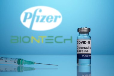 Pfizer ve BioNTech Aşı Logosu Covid Vial ve Şırınga