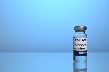 Mavi Gradyan Arkaplanda Kopyalama Uzayı ile Kapalı Aşı Kavanozu