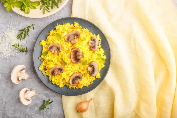 Yellow Fried Rice Champignons Mushrooms Turmeric Oregano Blue Ceramic Plate — Stock Photo, Image