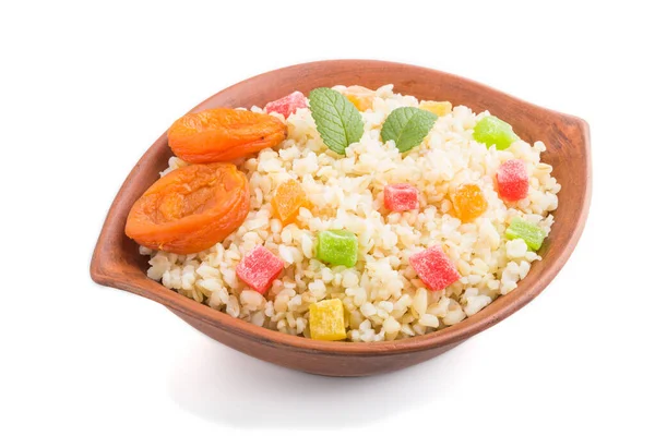 Porridge Bulgur Con Albicocche Secche Canditi Ciotola Argilla Isolata Fondo — Foto Stock