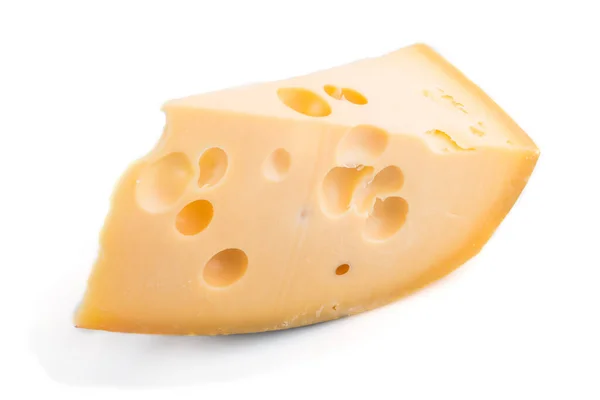 白色背景上孤立的一片黄色奶酪 — 图库照片