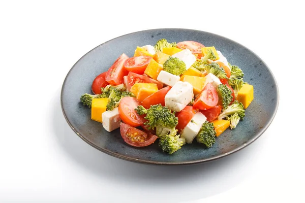 Insalata Vegetariana Con Broccoli Pomodori Formaggio Feta Zucca Piatto Ceramica — Foto Stock