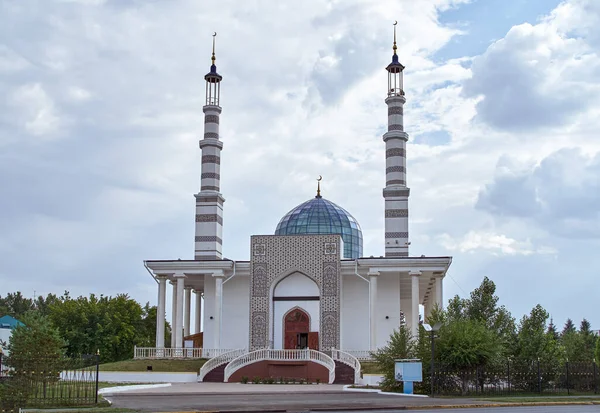 Uralsk Kasachstan Blick Auf Die Zentrale Moschee Der Stadt Hochwertiges — Stockfoto