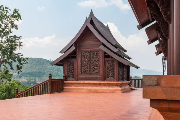 वॅट सोमाजी फू रुई मिंग मुंग थायलंडमधील नवीन मंदिर — स्टॉक फोटो, इमेज