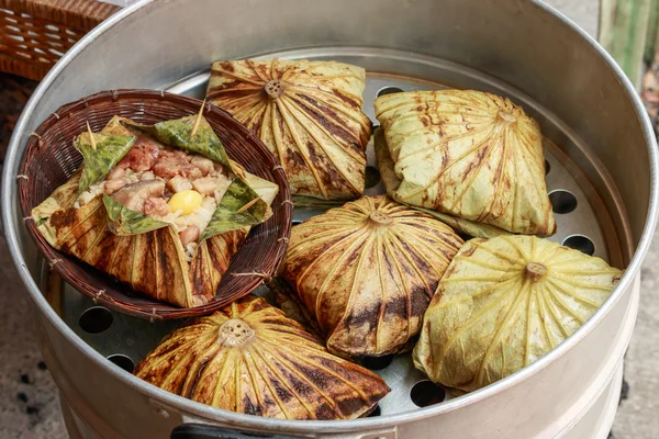 Yapışkan pirinç Lotus yaprak sarma 