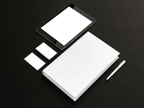 Lay-out whitepapers en visitekaartjes met de Tablet PC — Stockfoto