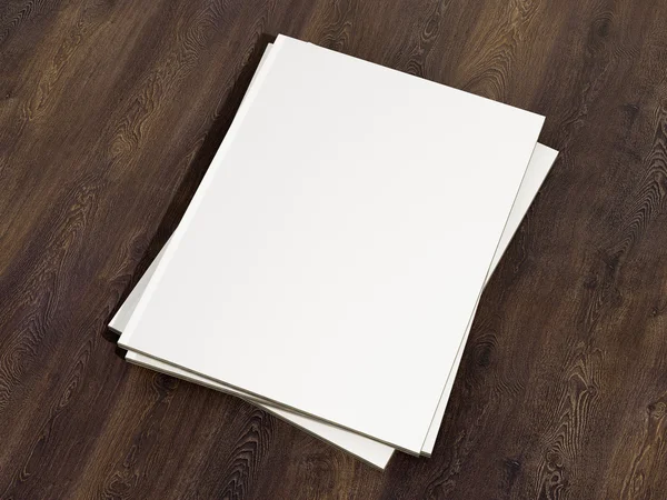 Dergi kapağı ile boş bir beyaz sayfa mockup vintage ahşap yüzey üzerinde