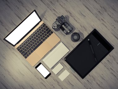 Tasarımcı aksesuarları ve becerikli alet üstünde tahta arka plan vintage tarzı