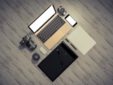 Tasarımcı aksesuarları ve becerikli alet üstünde tahta arka plan vintage tarzı