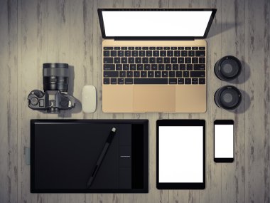 Tasarımcı aksesuarları ve becerikli alet üstünde tahta arka plan vintage tarzı