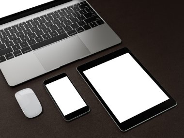 Kahverengi deri arka plan üzerinde kimlik öğeleri kümesi