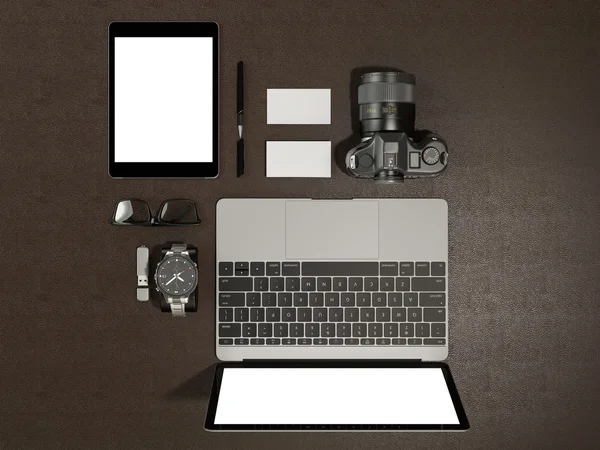 Accessori di design e gadget su sfondo in pelle marrone — Foto Stock