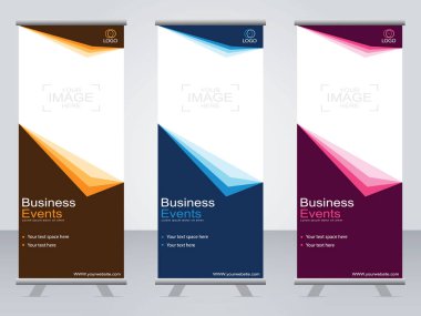 Ticari afişler asılıyor Standee bayrağı modern pankartın şablonu.