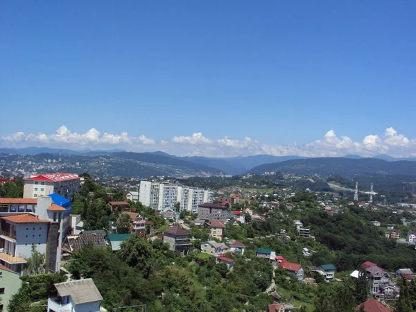 Rusya Soçi Mimari Bitkiler Yeşil Nşaat Deniz Karadeniz Tatil Köyü — Stok fotoğraf