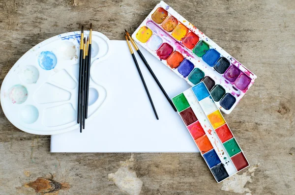 Sulu Boya paintbox kullanılan