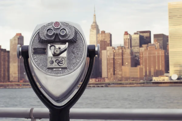 Vintage Coin Operated Binocular в Нью-Йорке — стоковое фото