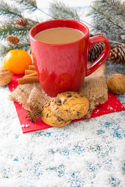 Decoración de invierno. Composición sobre fondo de madera . — Foto de Stock