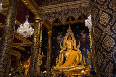 Chinnarat Buda heykeli